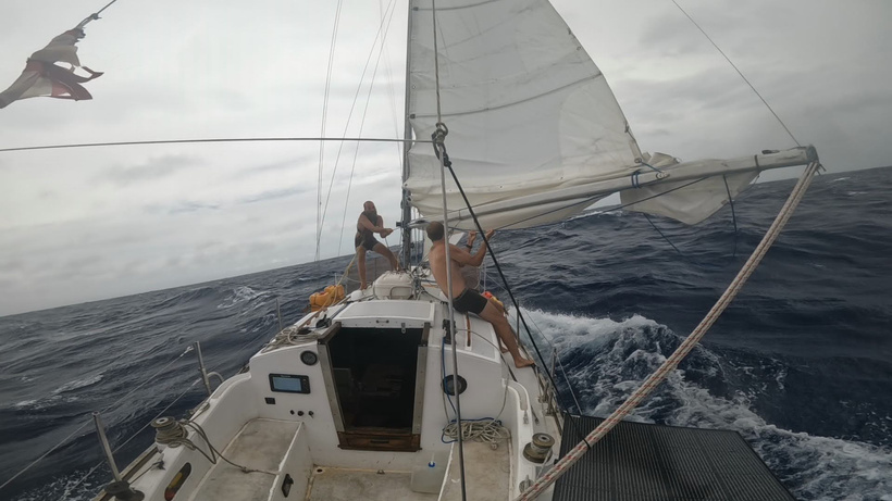 Sailing the Indian Ocean in cyclone season